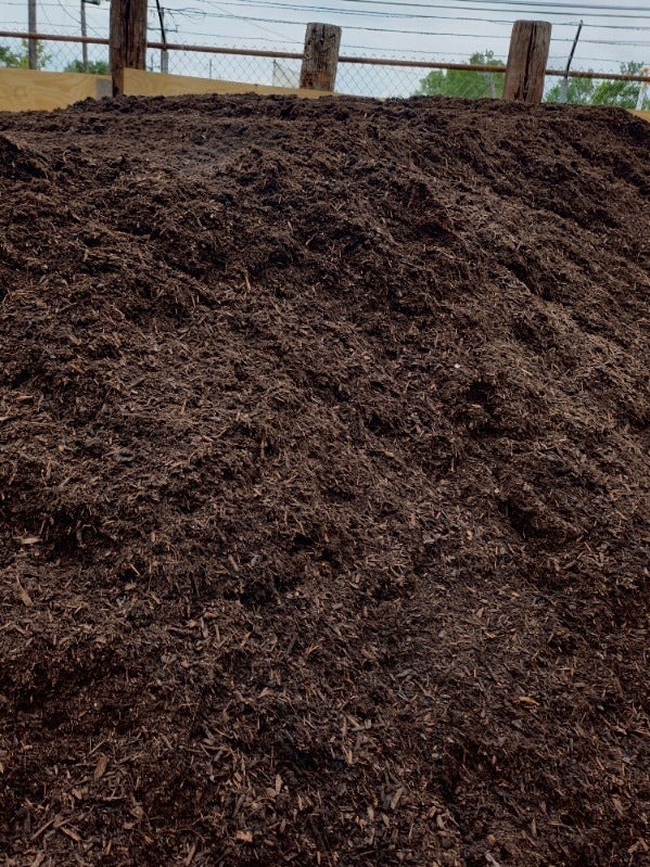 Organic Compost Bulk Landscape Supply in Austin, Texas. AUSTIN WHOLESALE LANDSCAPE SUPPLY
